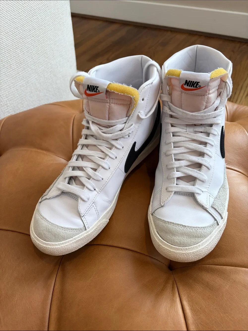 Nike Blazer Mid 77 High Top Shoe